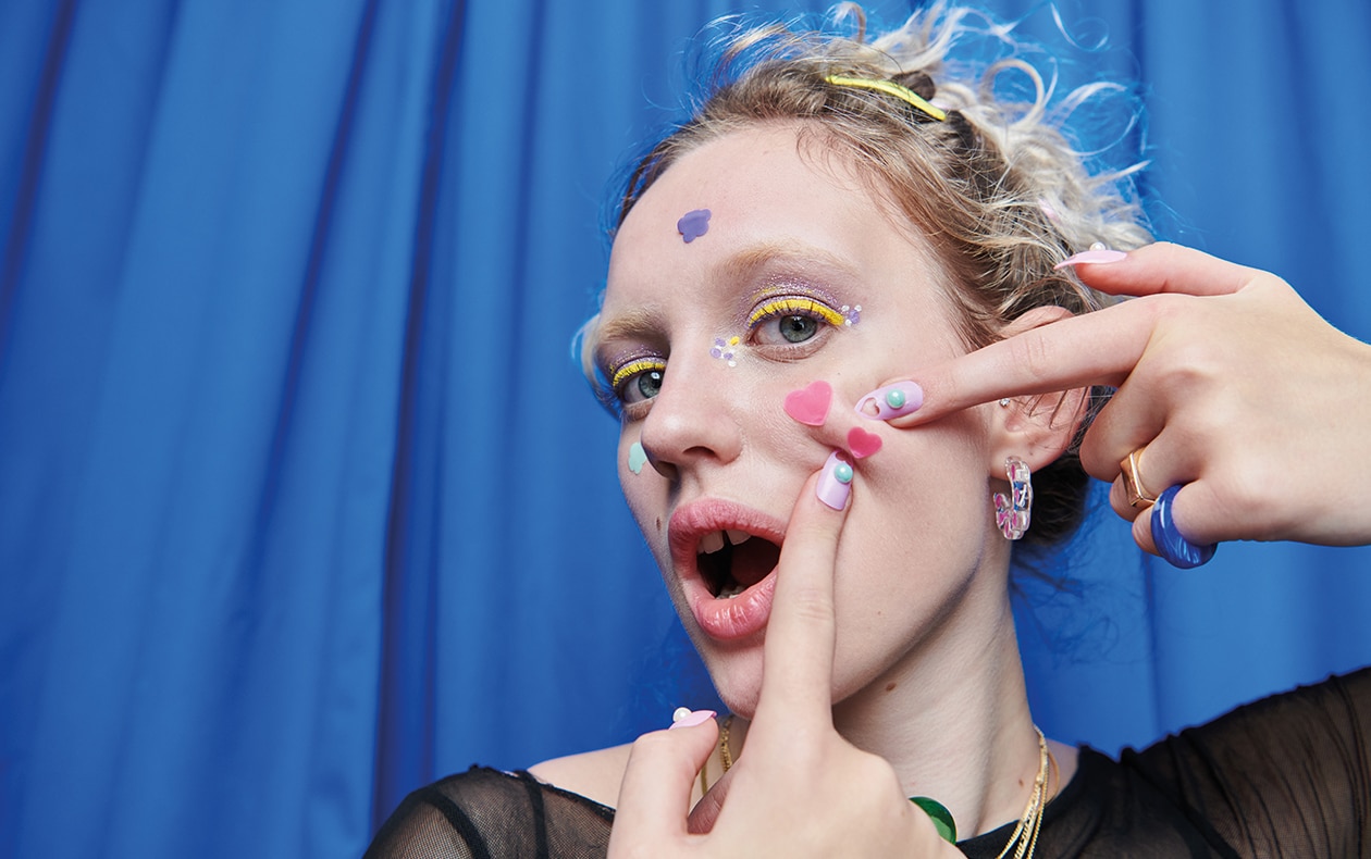How to deal with adult hormonal acne