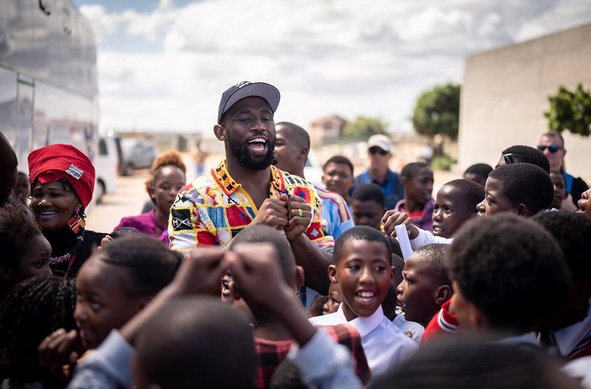 How our favourite celebrities pay it forward