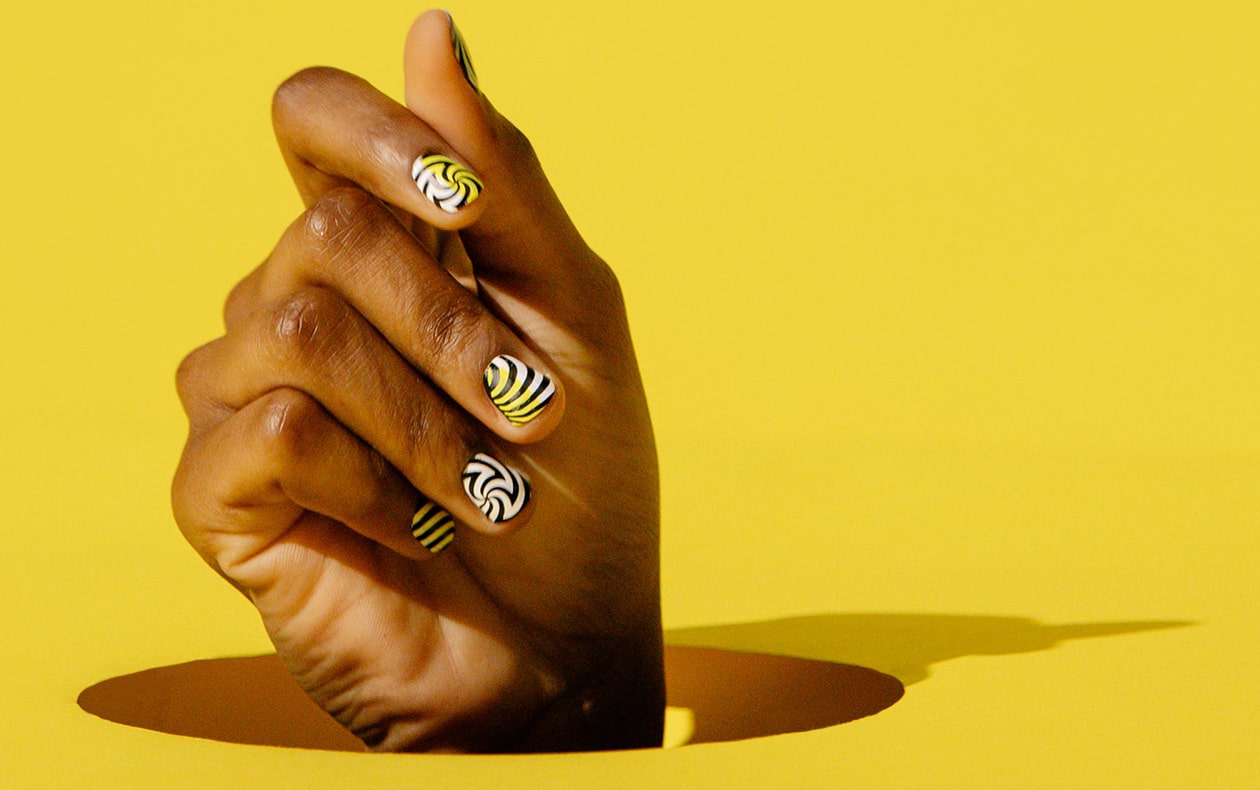 4 summer nail designs to bring the holiday vibes