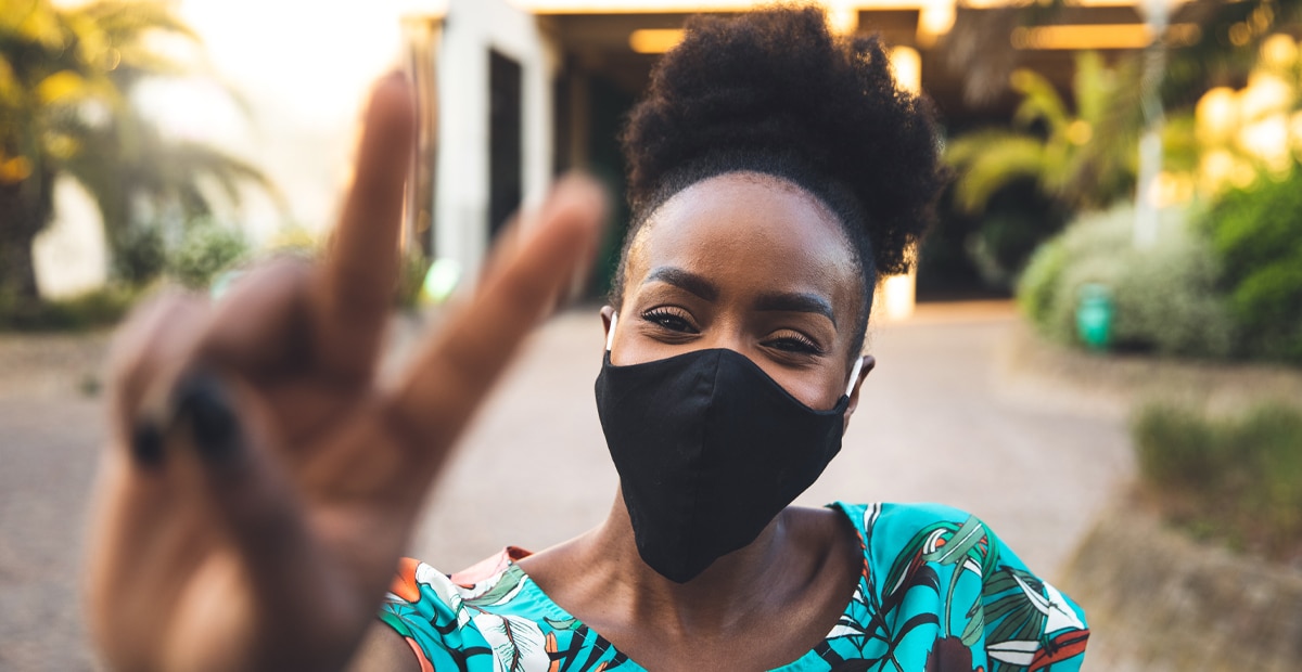 Your mask and your face: Keeping it clean