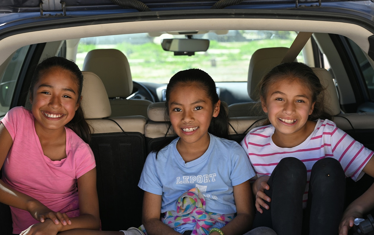 3 fun (and screen-free) ways to entertain your kids on the road