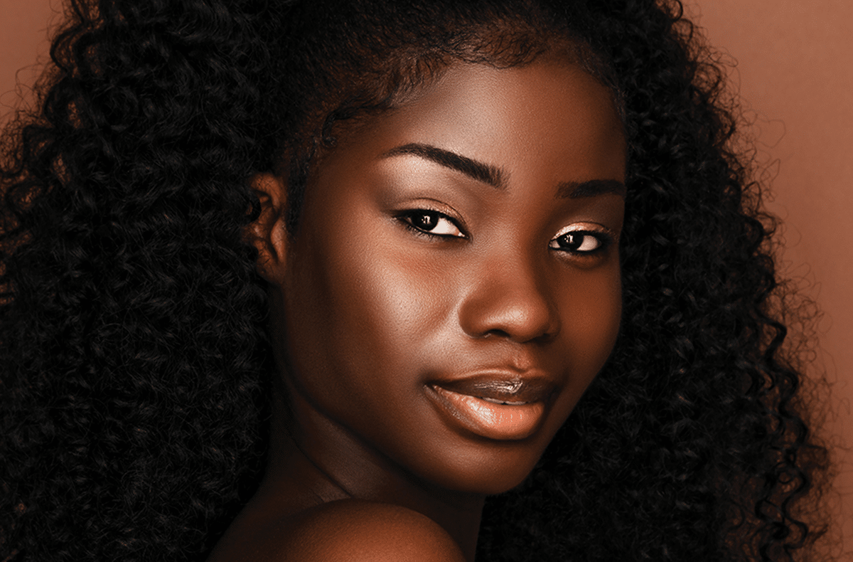01-Dec-JC-TheMakeUpHackToThatGoldenHourHGlowMakeUp-Feature-Image