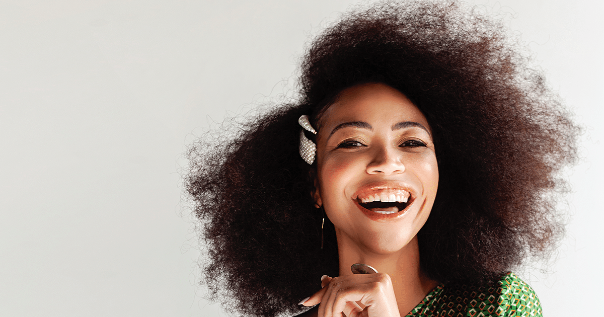 South african performer Lynelle Kenned continues to wow the masses