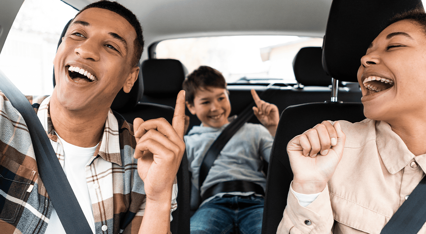 Fun ways to entertain your kids on the road